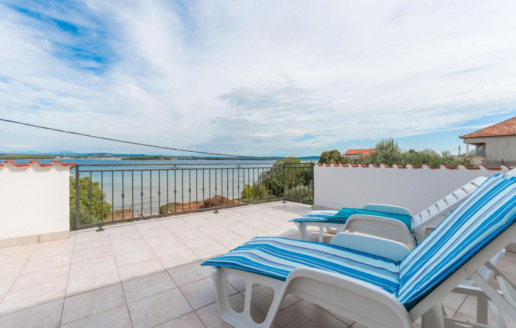 Apartment Blazenka - 20M From The Sea Ткон Экстерьер фото